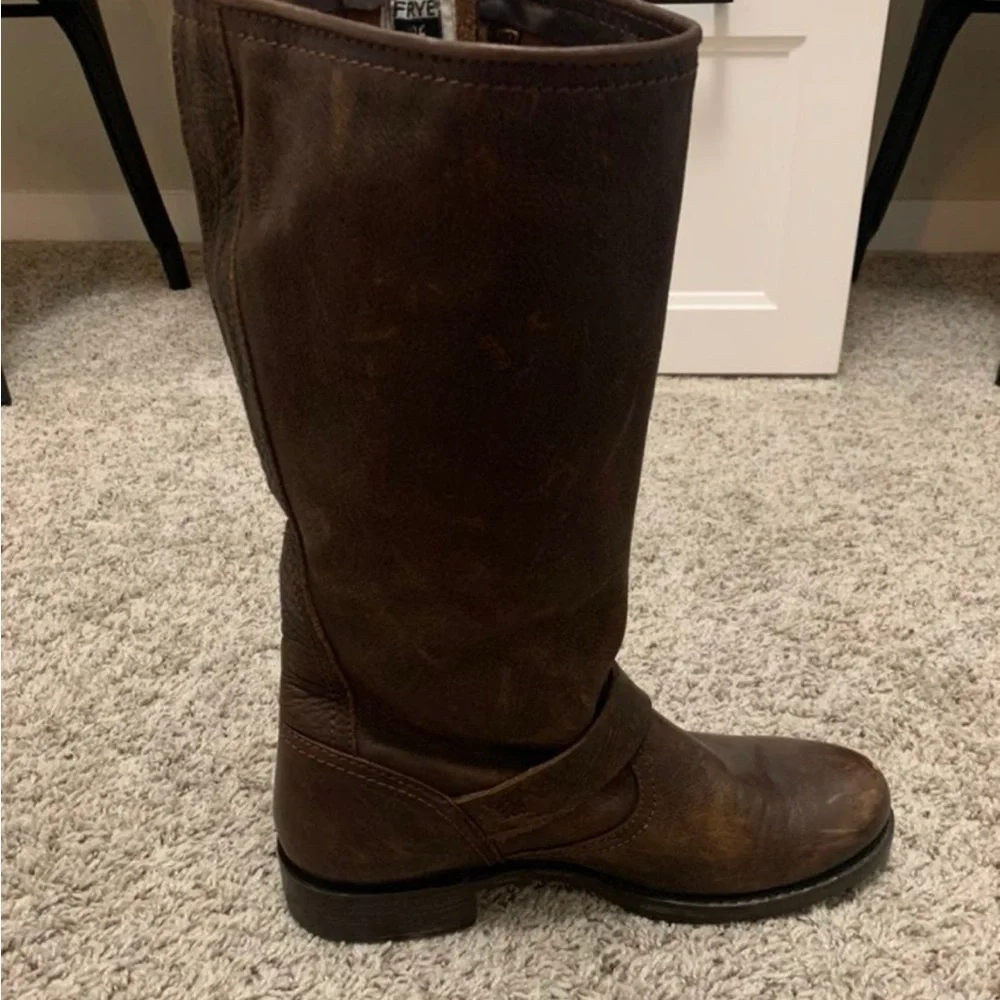 Frye Women's Brown Leather Boots - Picture 10 of 10